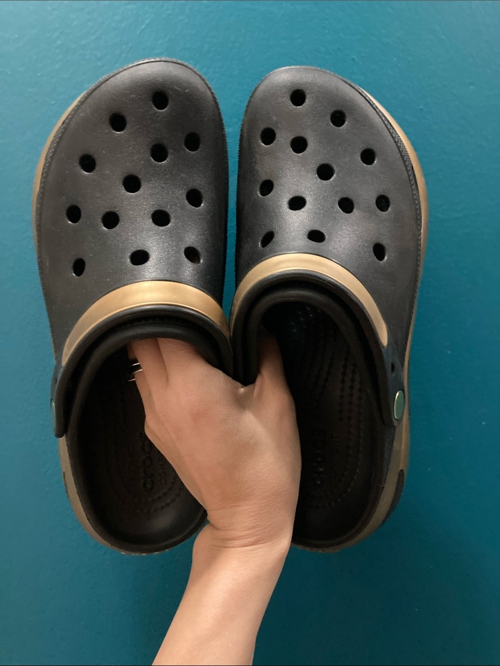 Crocs Mega Crush Metallic Clog Black Gold women’s 10 m8 - Picture 3 of 6